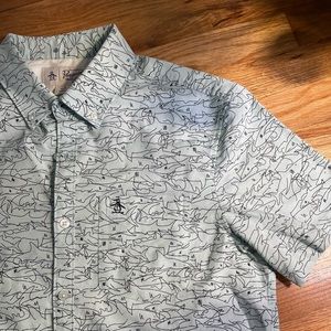 Penguin Mens Medium short sleeve button-up shirt with sharks